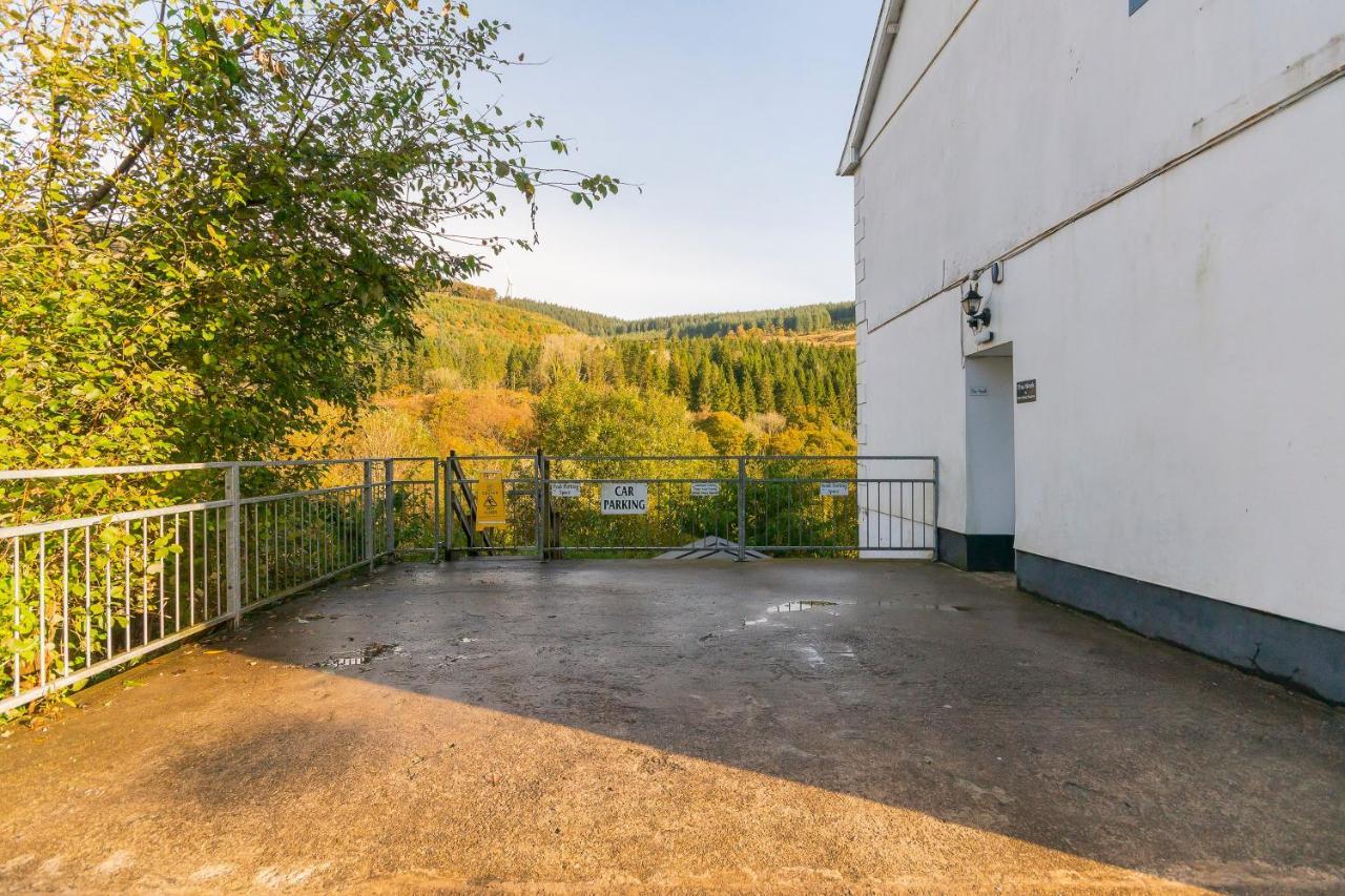 The Nook In The Afan Forest Bike Park By Staystaycations Port Talbot Buitenkant foto