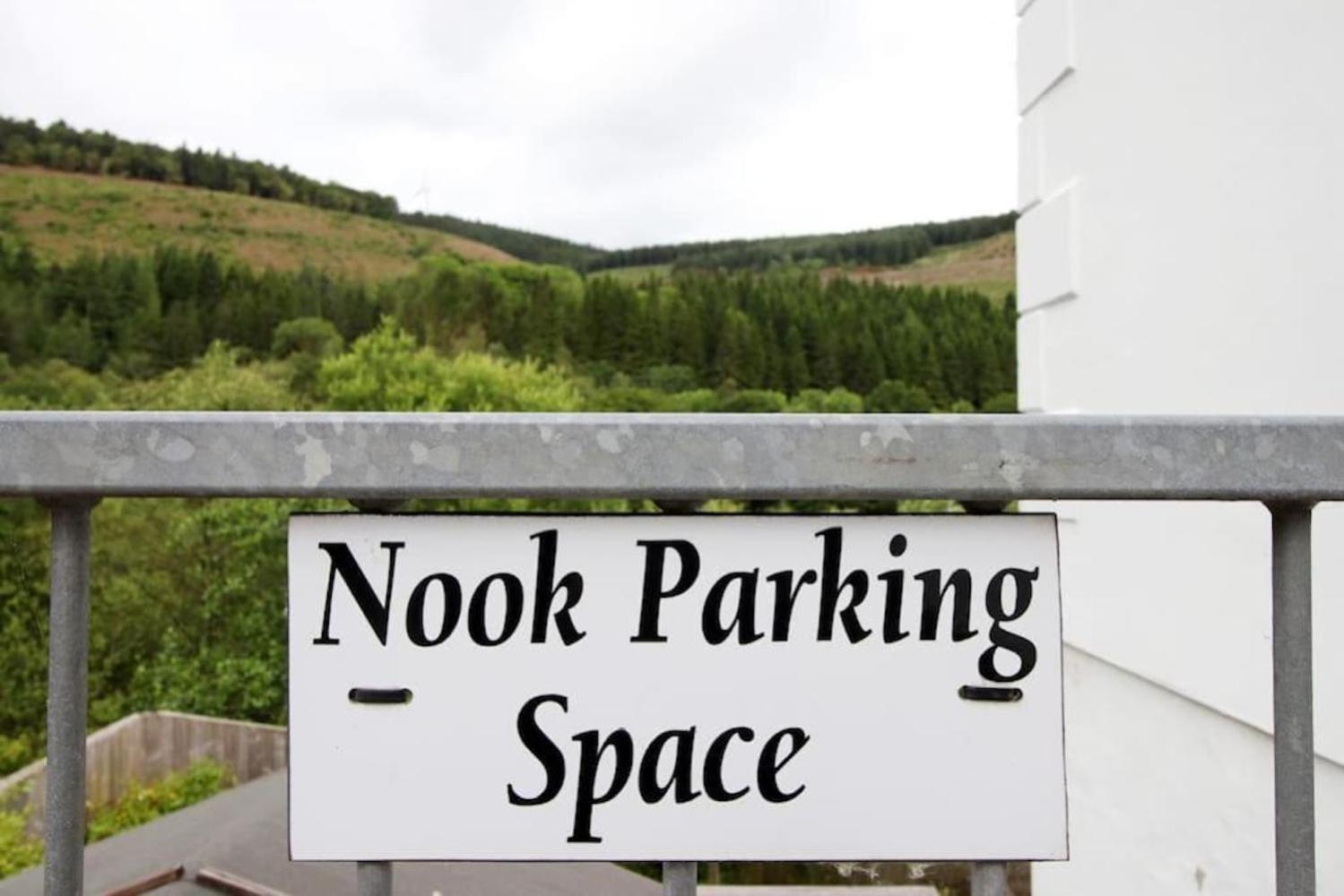 The Nook In The Afan Forest Bike Park By Staystaycations Port Talbot Buitenkant foto